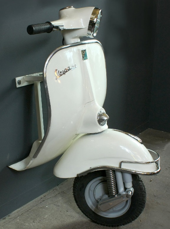 vespa table lamp